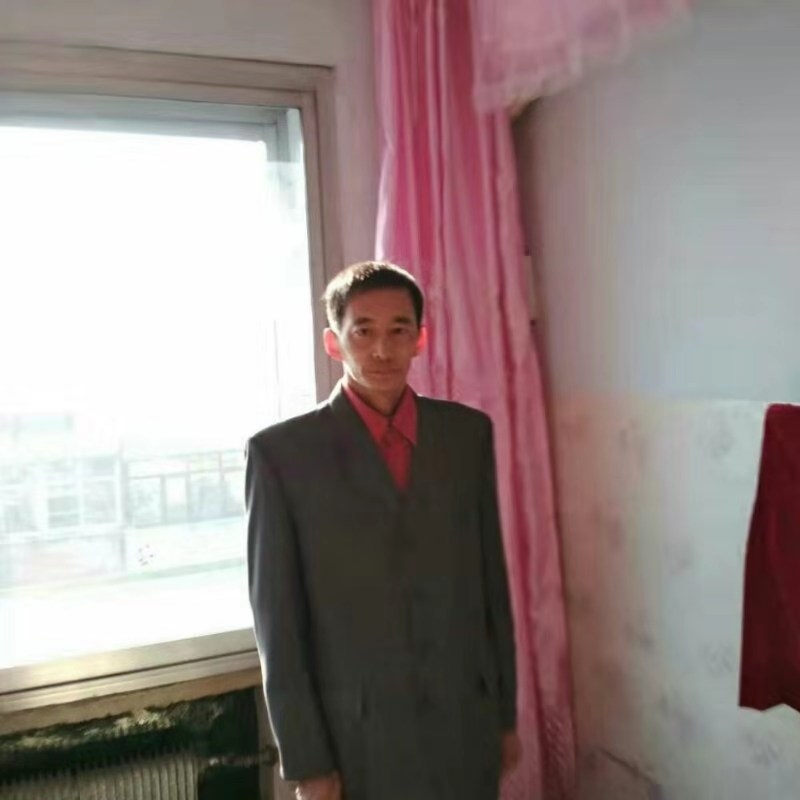 阳光明媚的第一张照片--西安相亲服务中心