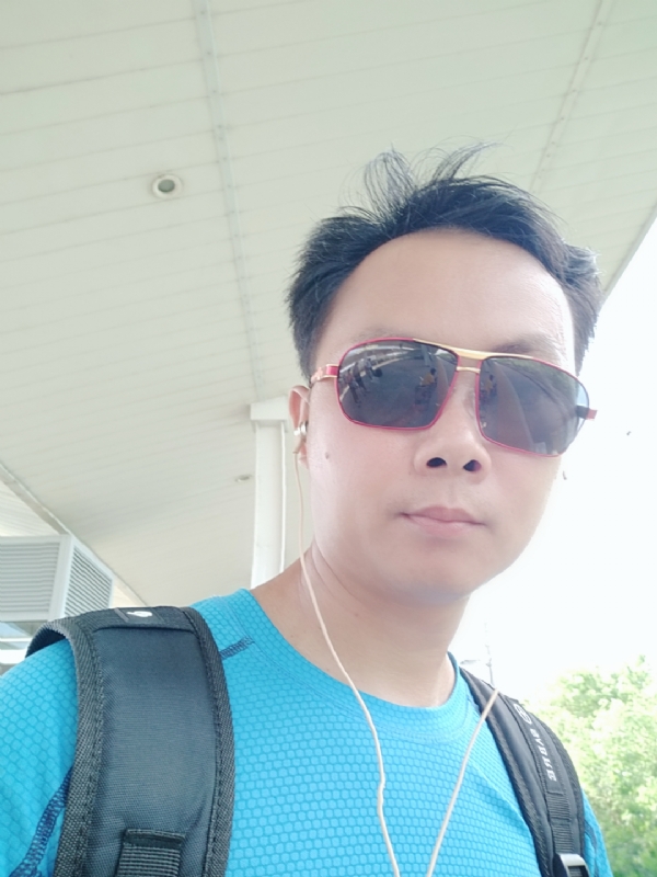 八九不离十的第一张照片--西安相亲服务中心