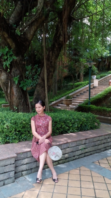 丹草雨田的第一张照片--西安相亲服务中心