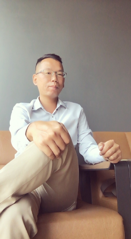 LI的第一张照片--西安相亲服务中心