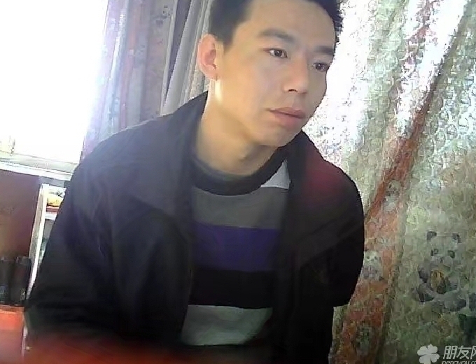 向钱奔跑的第一张照片--西安相亲服务中心