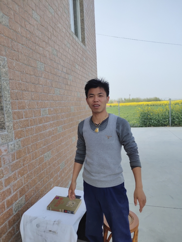 雷的第一张照片--西安相亲服务中心