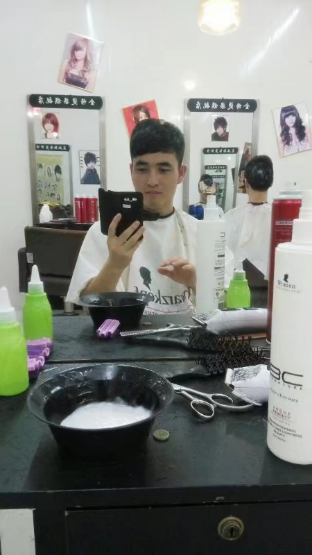 牛郎的第二张照片--西安相亲服务中心