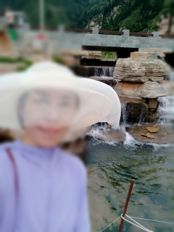 沥秋的第一张照片--西安相亲服务中心