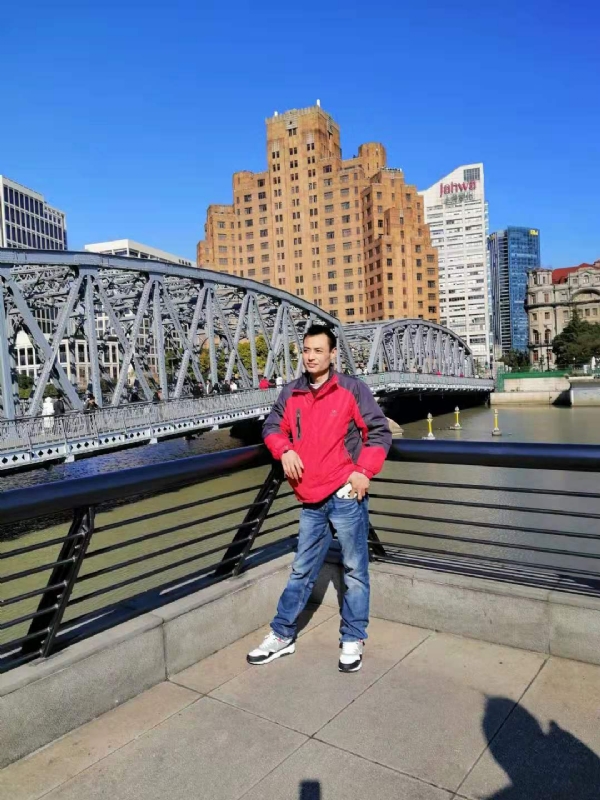 老乐的第一张照片--西安相亲服务中心