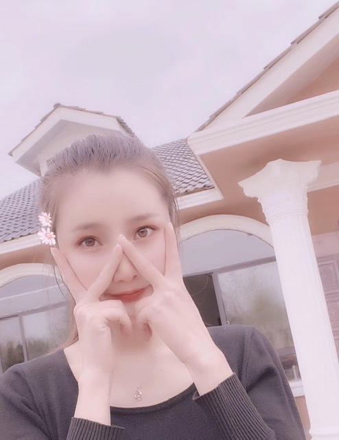 小媛的第一张照片--西安相亲服务中心