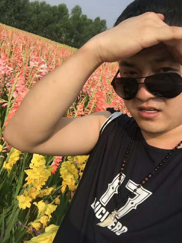 QH-蓝细胞的第一张照片--西安相亲服务中心