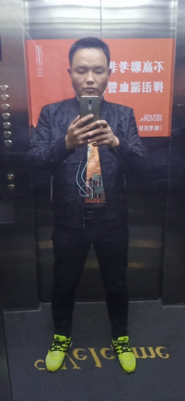 迷失自我的第一张照片--西安相亲服务中心