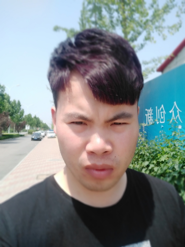 迷迭无情的第一张照片--西安相亲服务中心