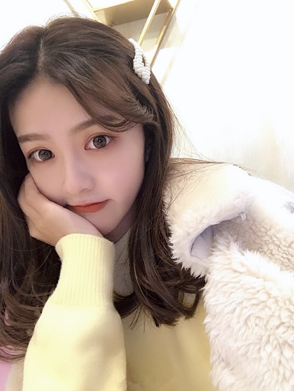 薇薇外送的第一张照片--西安相亲服务中心