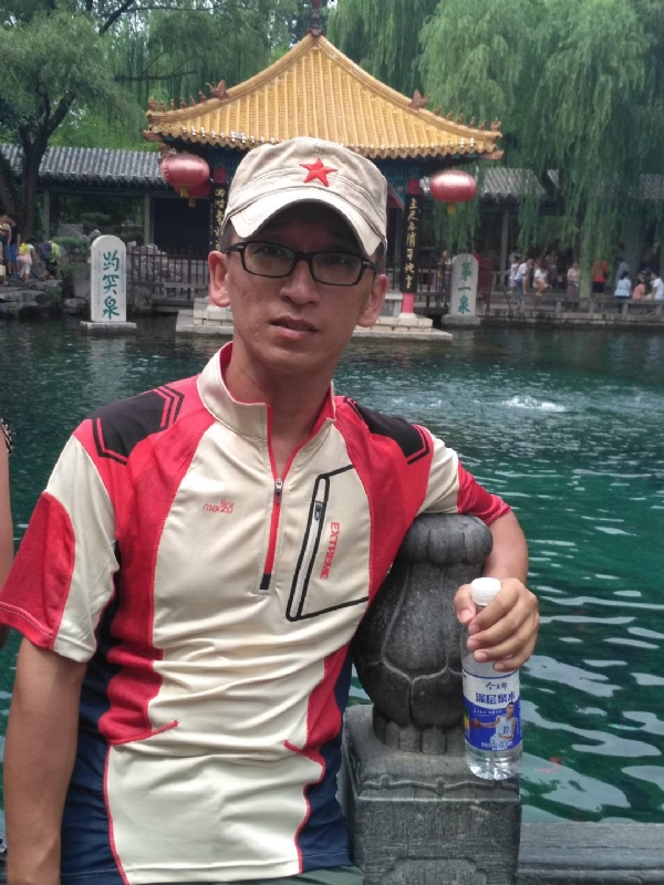 晓峰的第一张照片--西安相亲服务中心