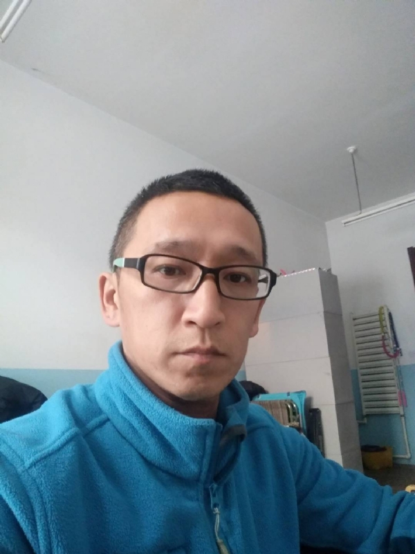 晓峰的第三张照片--西安相亲服务中心