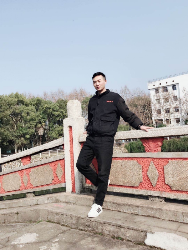 柒玥的第一张照片--西安相亲服务中心