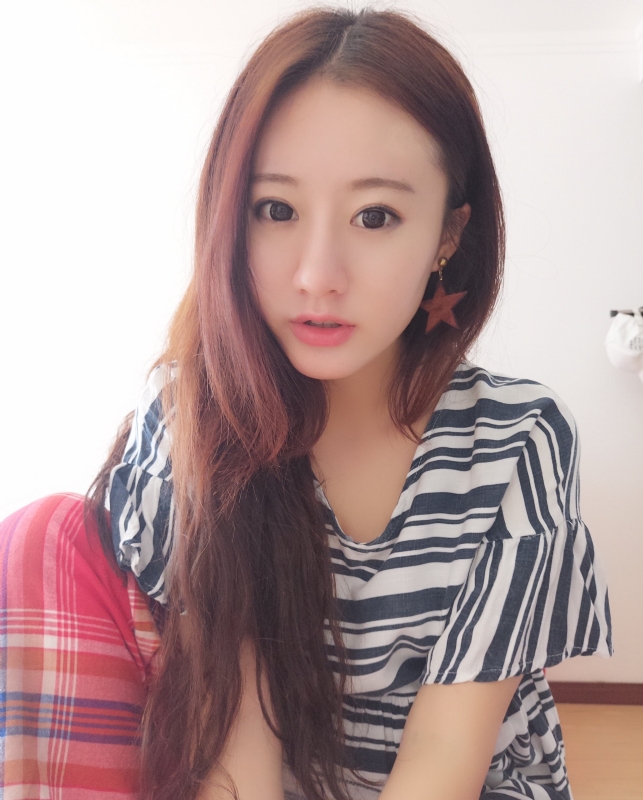 妮妮的第二张照片--西安相亲服务中心