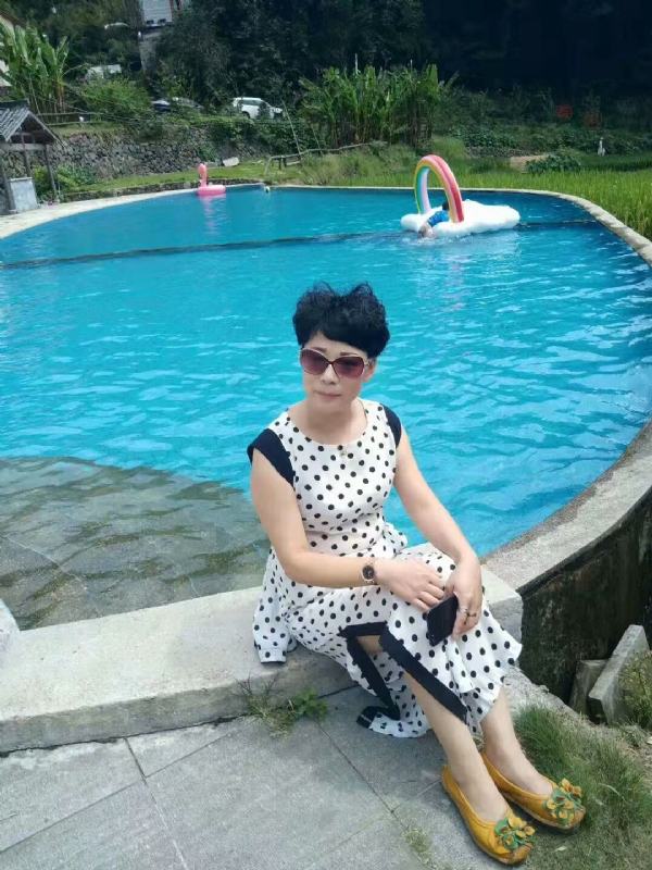 守望幸福的第一张照片--西安相亲服务中心