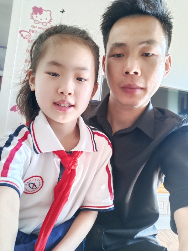 小神兽的第一张照片--西安相亲服务中心