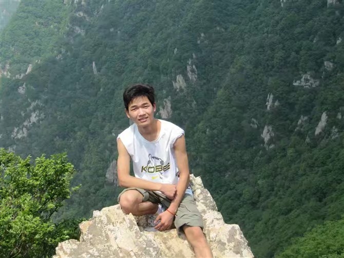 隐身的第一张照片--西安相亲服务中心