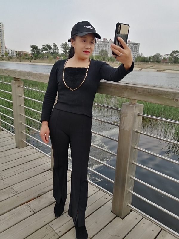 阳光你好的第四张照片--西安相亲服务中心