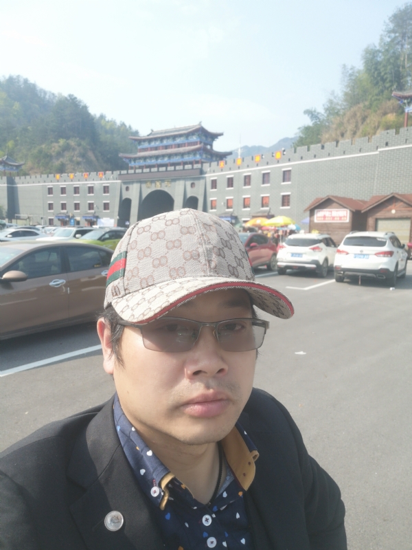 金沧海的第一张照片--西安相亲服务中心