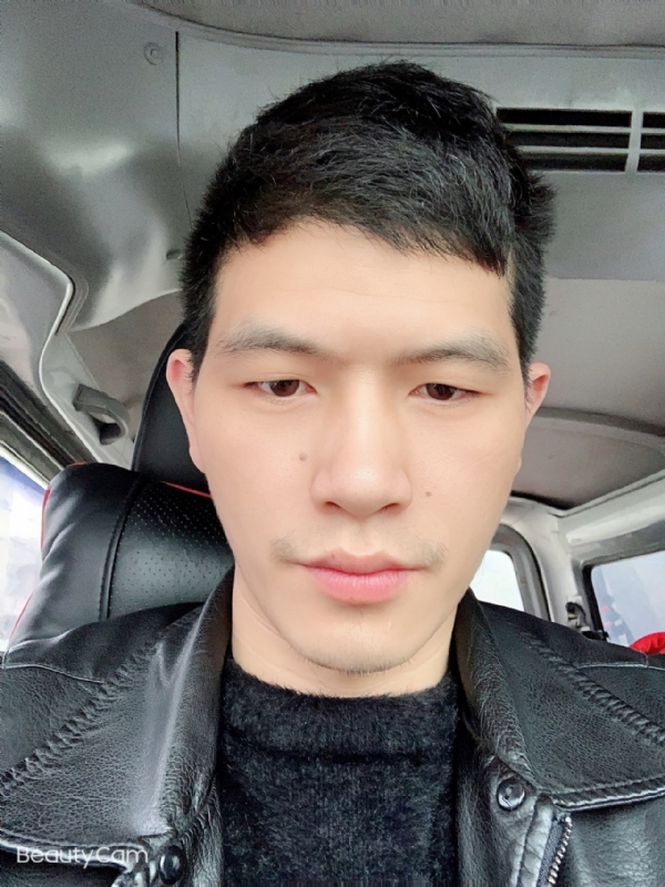 华仔的第一张照片--西安相亲服务中心