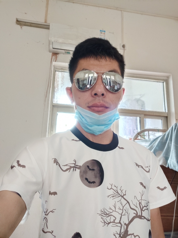 馨荣的第二张照片--西安相亲服务中心