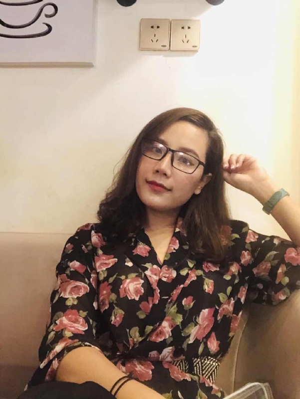 蝴蝶与蓝的第一张照片--西安相亲服务中心