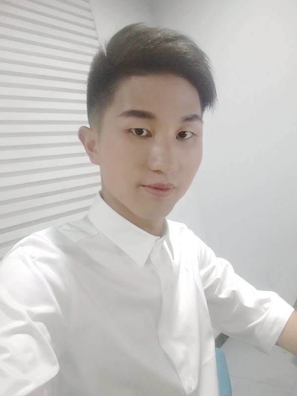 MrLi的第二张照片--西安相亲服务中心