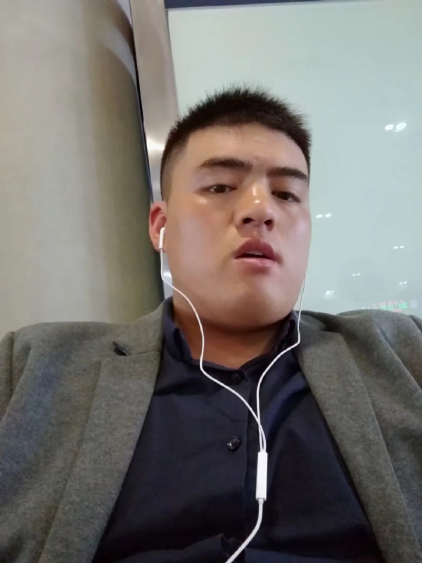 崩沙卡拉卡的第二张照片--西安相亲服务中心