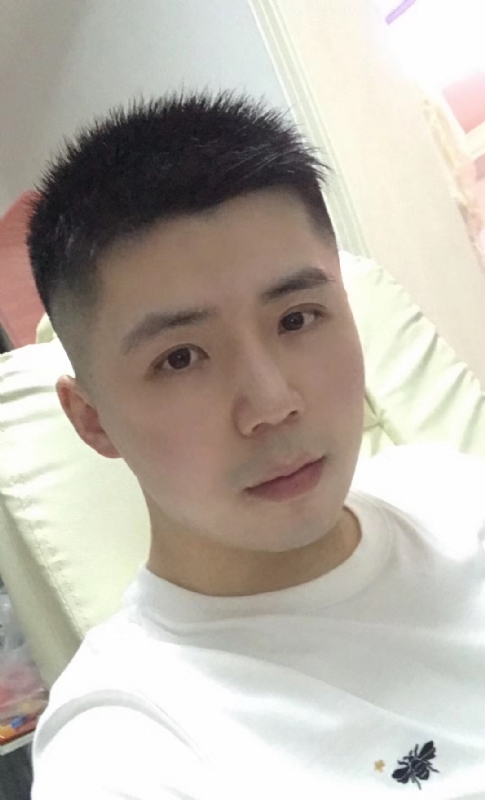 阿信的第一张照片--西安相亲服务中心