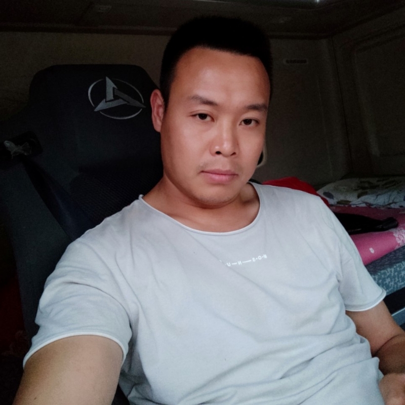 默默的第二张照片--西安相亲服务中心