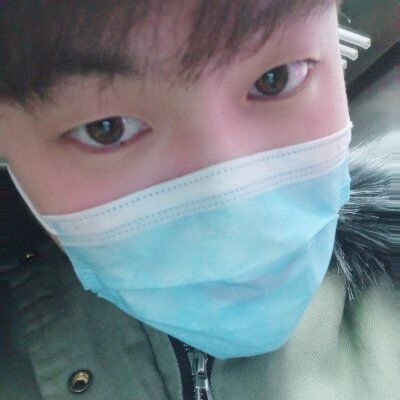 大学生的第一张照片--西安相亲服务中心