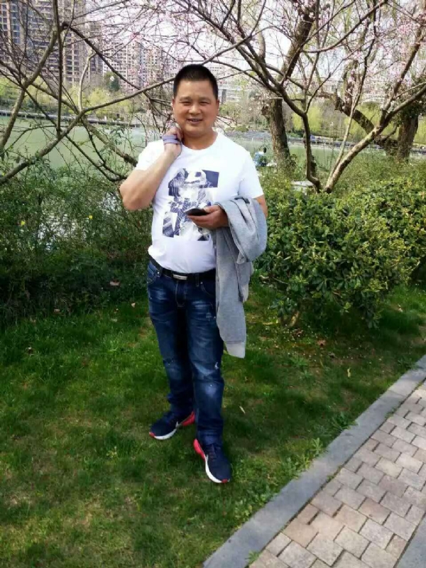 纯爷们的第二张照片--西安相亲服务中心