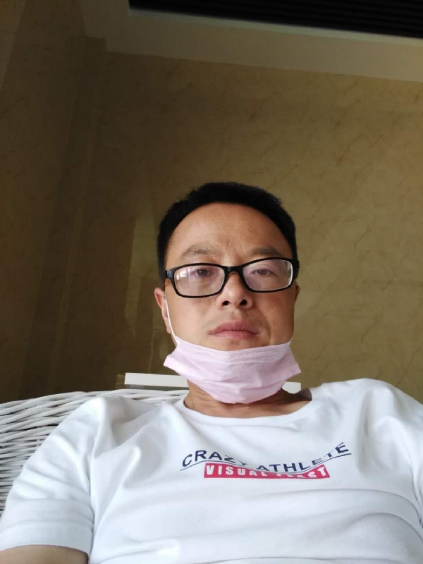 小马奔腾的第一张照片--西安相亲服务中心