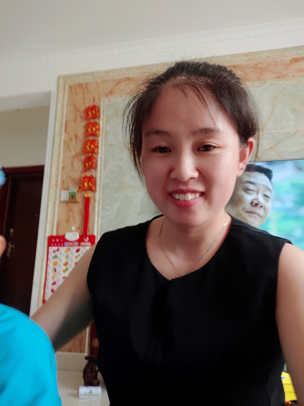 睿智的第一张照片--西安相亲服务中心