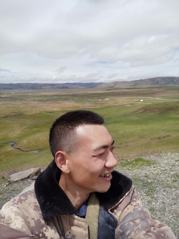 小强的第一张照片--西安相亲服务中心