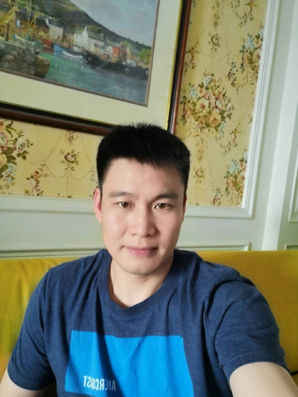 阳光灿烂的第二张照片--西安相亲服务中心