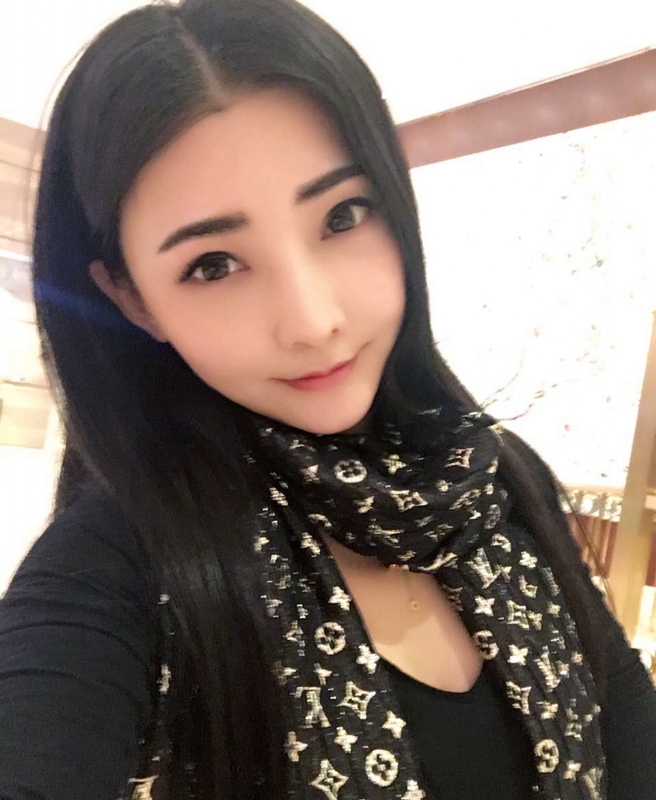 詩詩的第二张照片--西安相亲服务中心