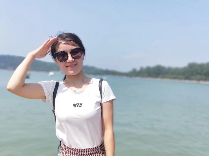 英子的第一张照片--西安相亲服务中心