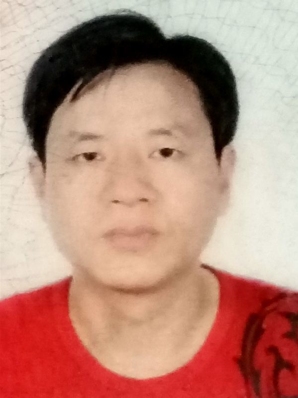 深拥你入怀的第一张照片--西安相亲服务中心