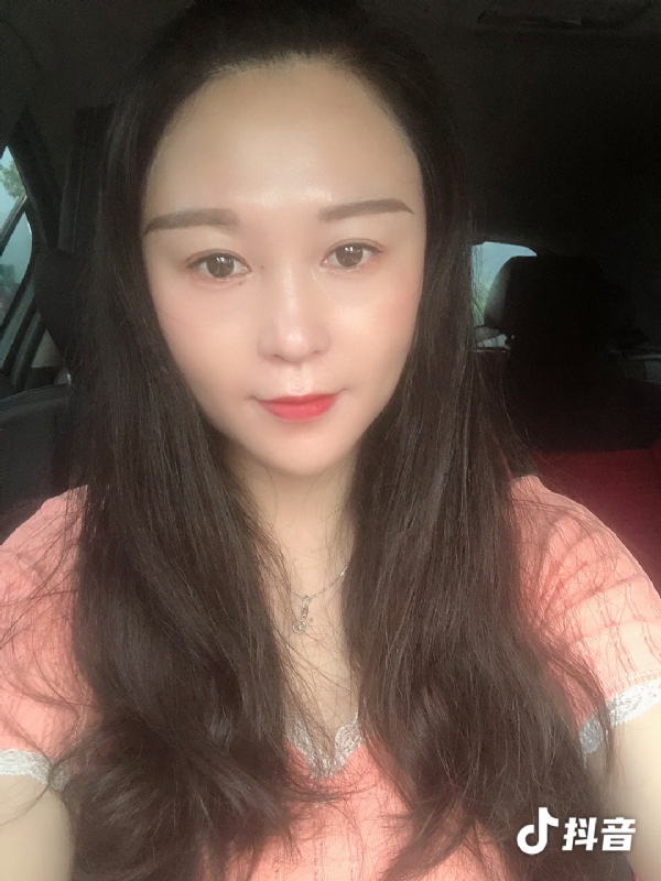 云云的第一张照片--西安相亲服务中心