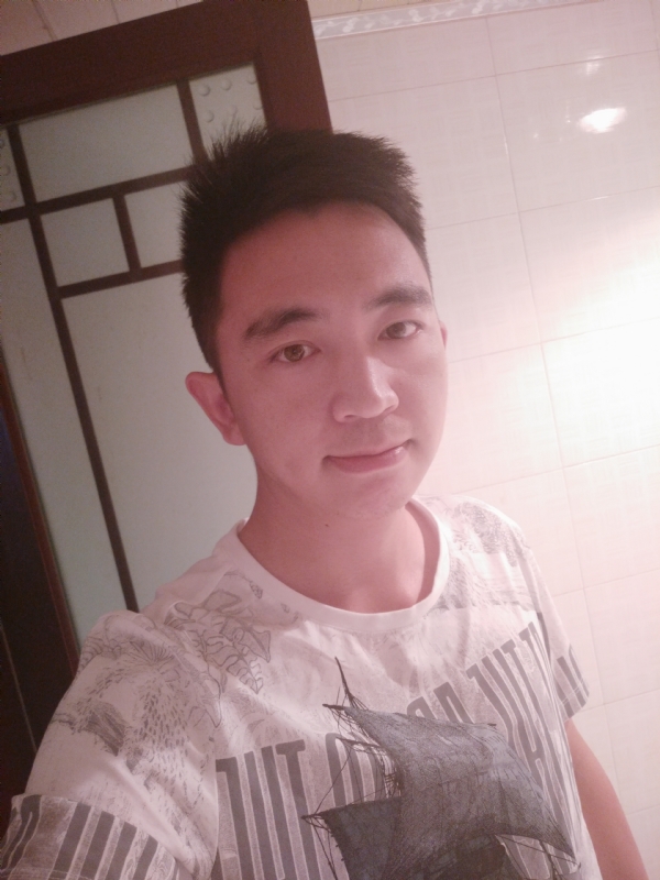 彭亮的第一张照片--西安相亲服务中心