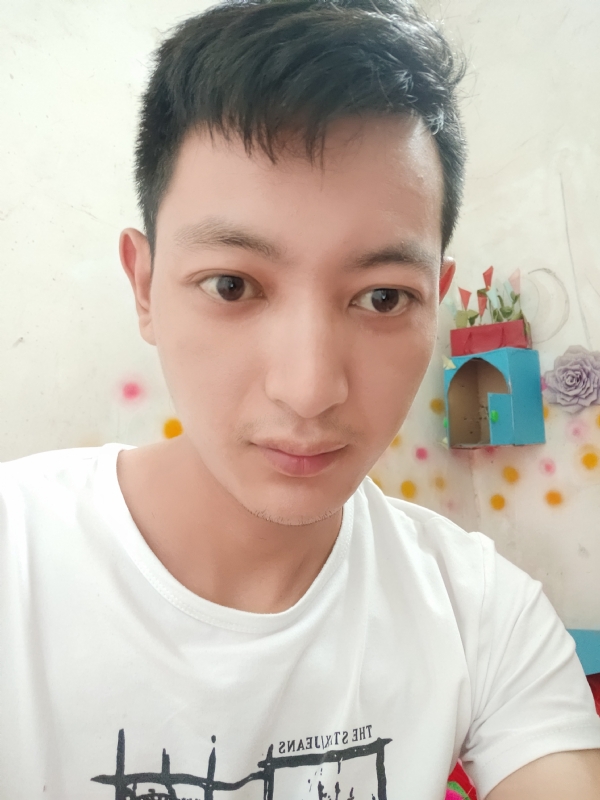 孙裕佳的第二张照片--西安相亲服务中心