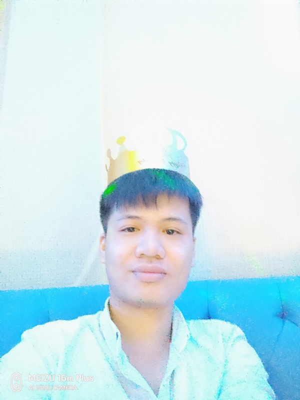 寻找另一半的第一张照片--西安相亲服务中心