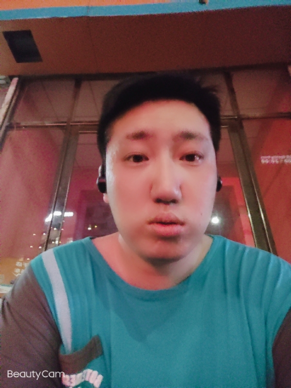 夜月星辰的第一张照片--西安相亲服务中心