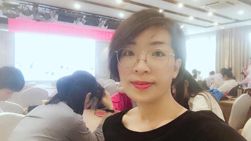 沙拉的第一张照片--西安相亲服务中心