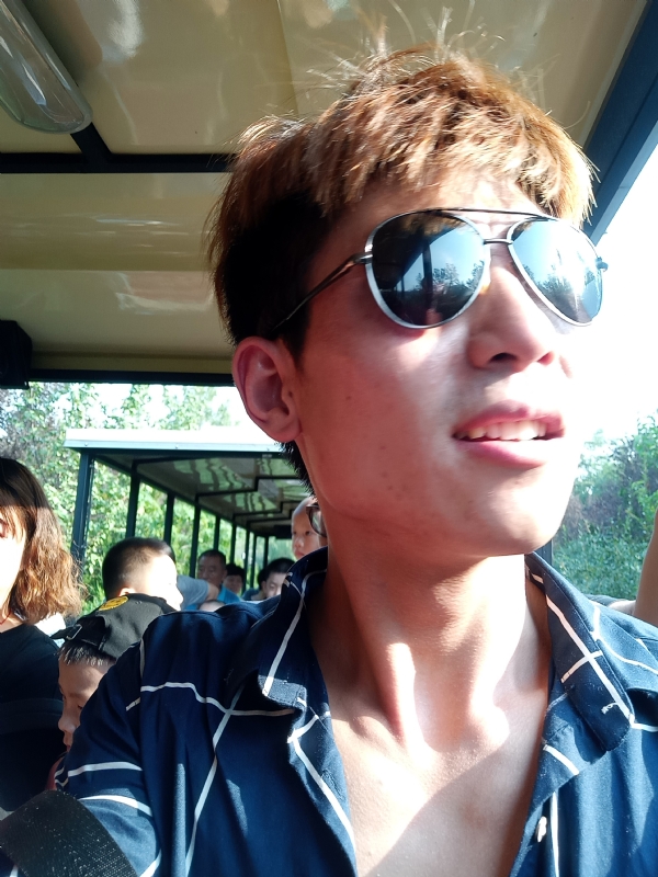 缘来是妳的第一张照片--西安相亲服务中心