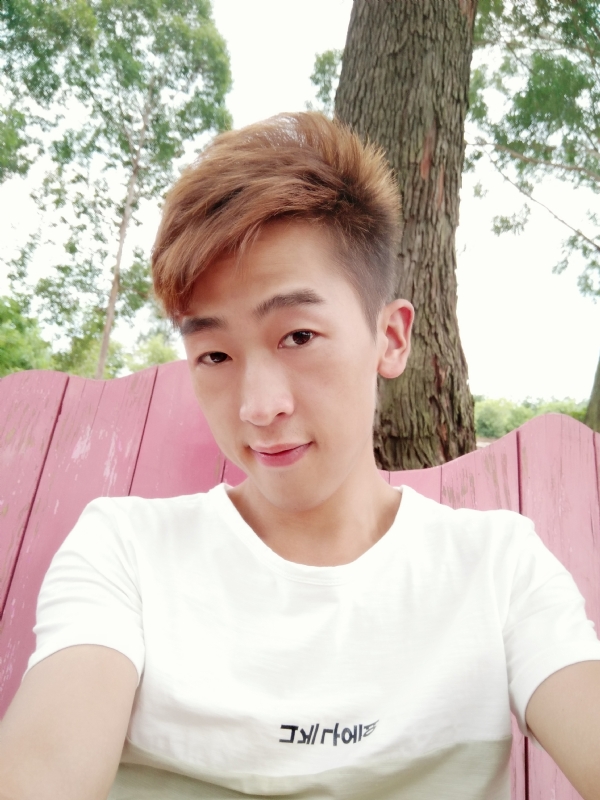 一觉睡到小时候的第二张照片--西安相亲服务中心