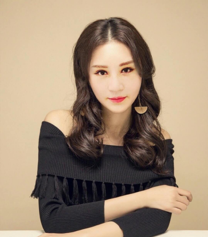 如梦的第一张照片--西安相亲服务中心