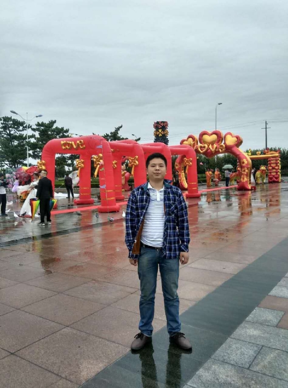 在奋斗的第三张照片--西安相亲服务中心