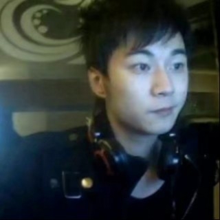 深夜人的第一张照片--西安相亲服务中心